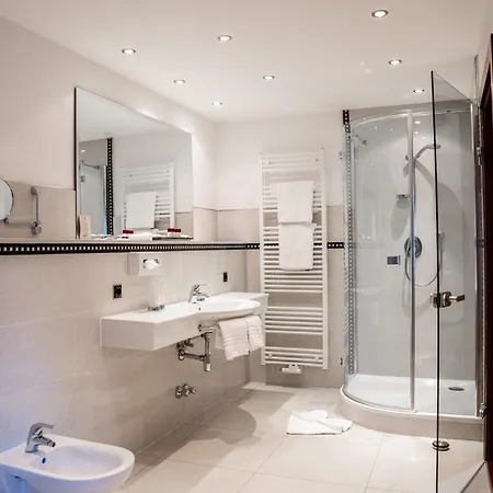 Maria Theresia Mayrhofen