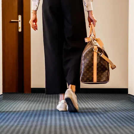 Maria Theresia 3* מאיירהופן