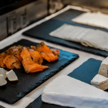 호텔 Maria Theresia 3*